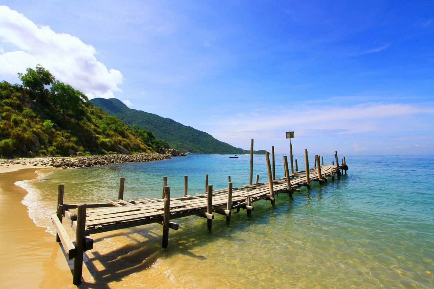 Bãi Thơm