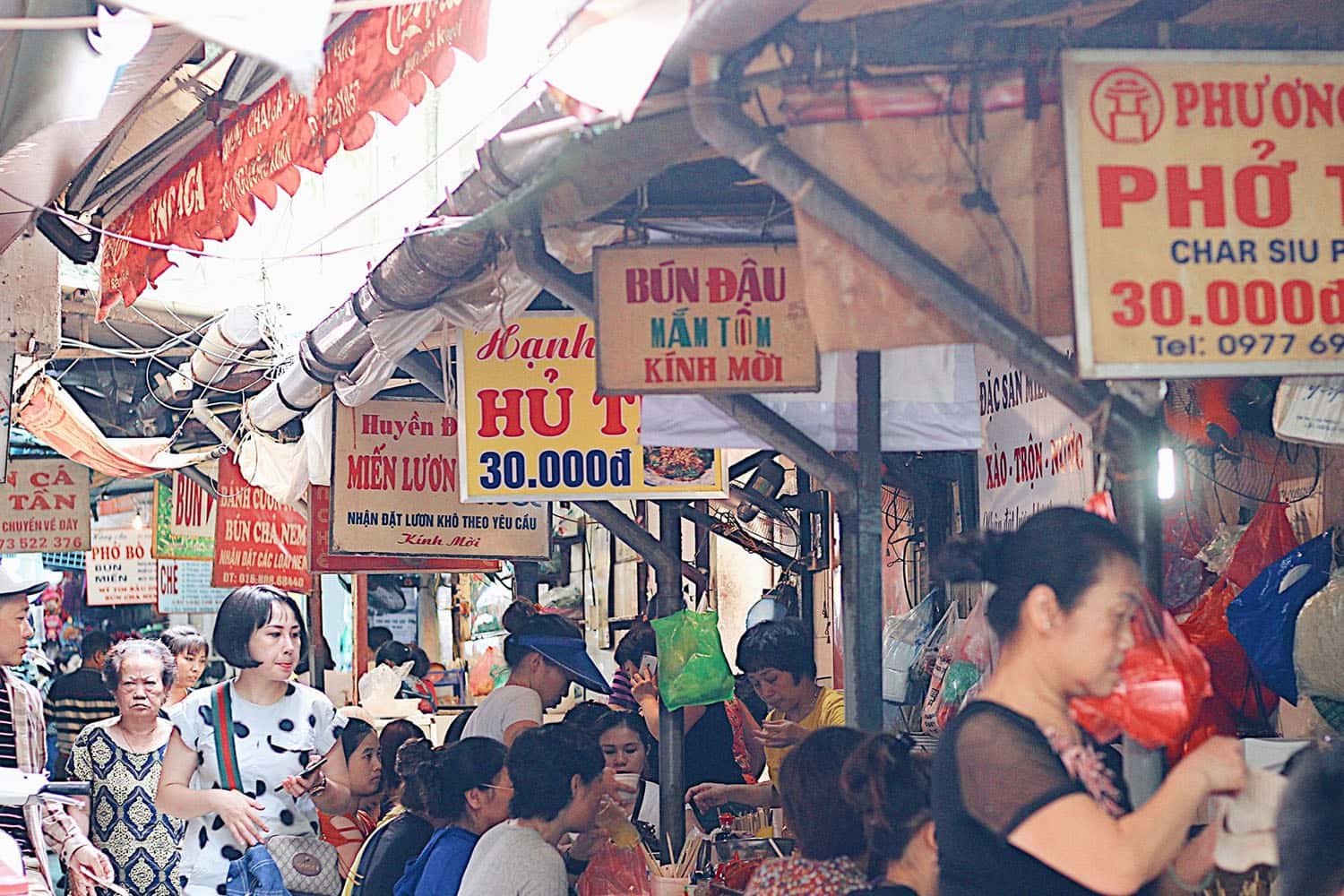 Ngõ chợ Đồng Xuân