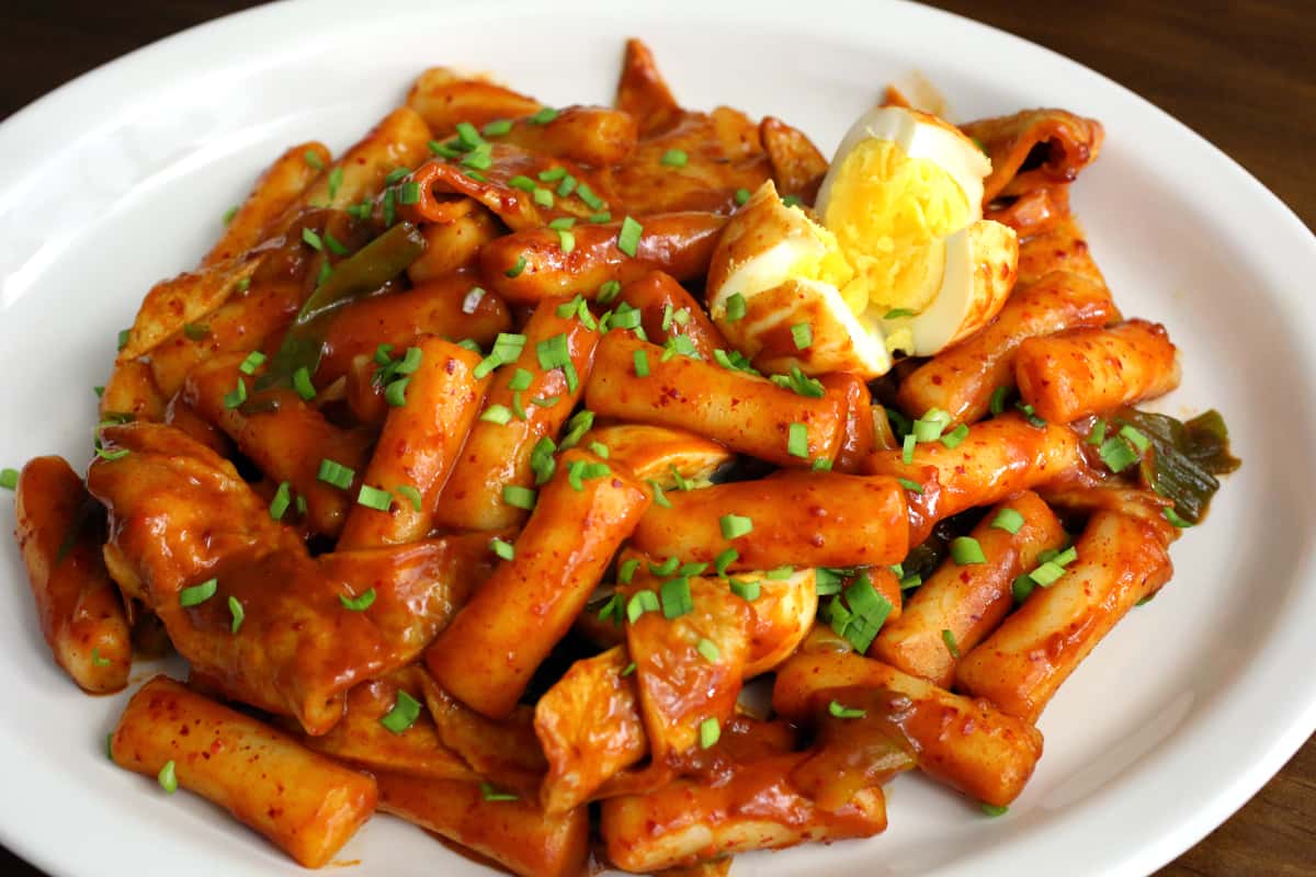 Ddukbokkie (bánh gạo cay)