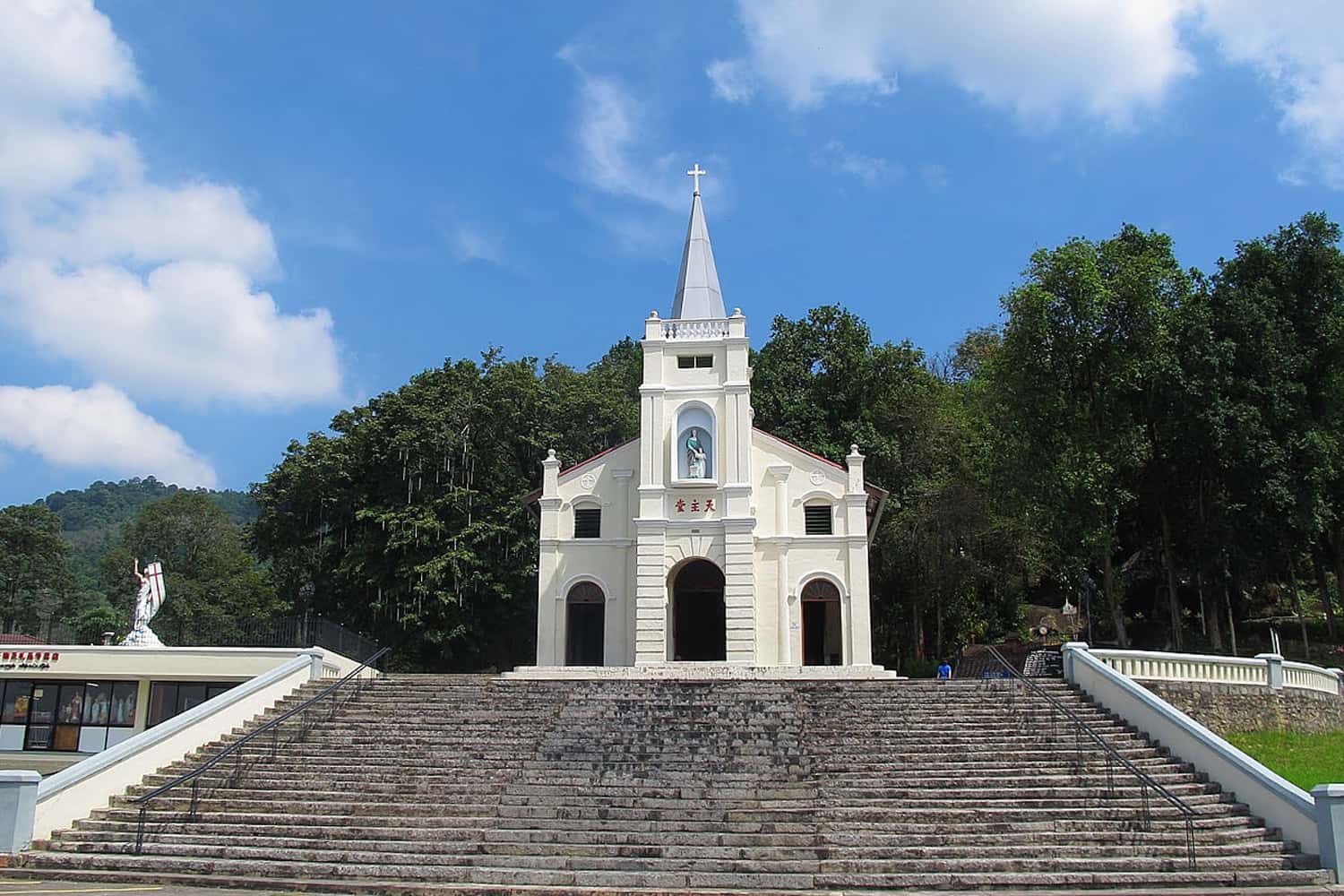 Nhà thờ St. Anne