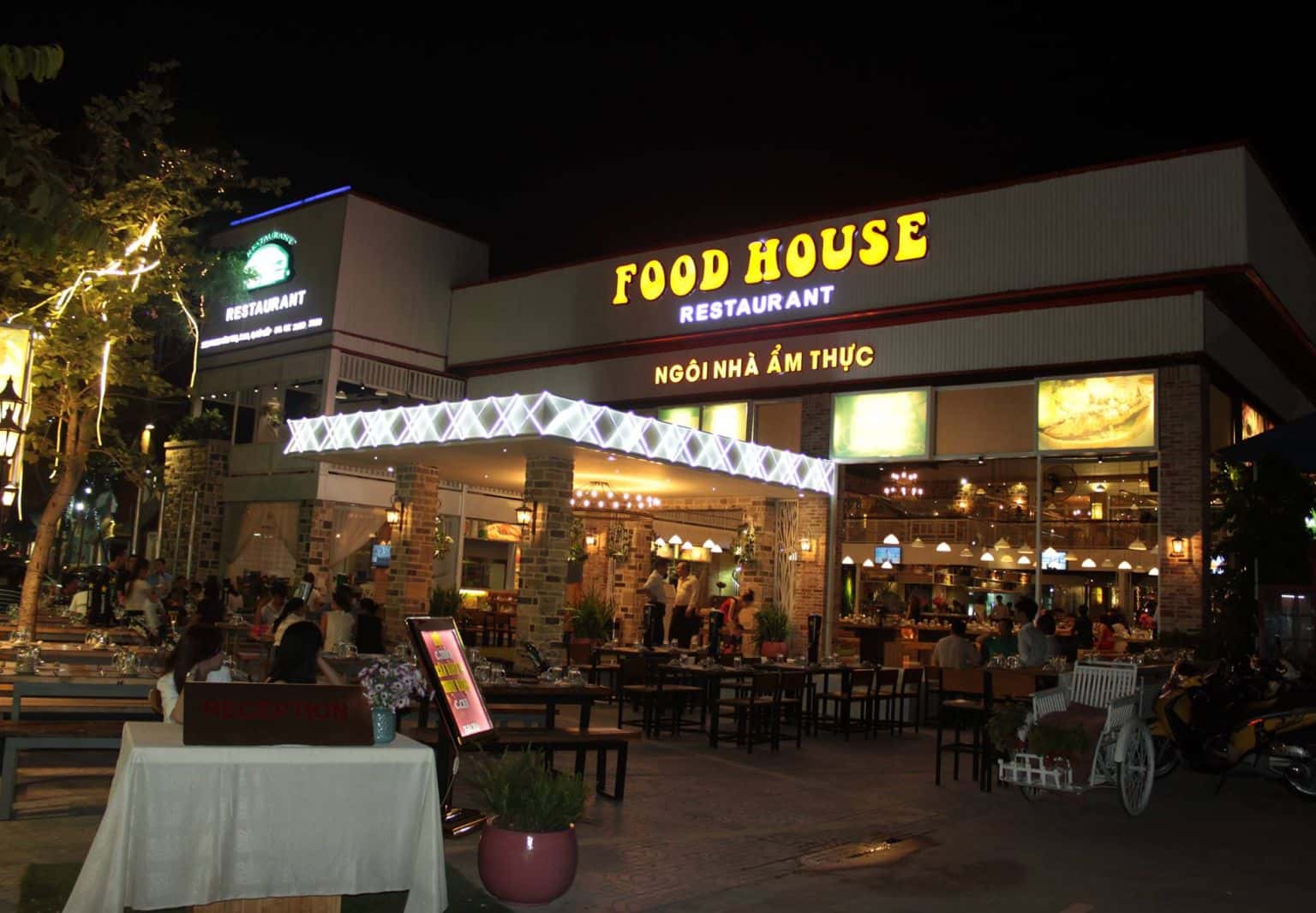 Nhà hàng Food House