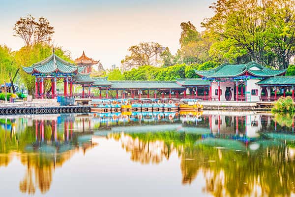 Top 10 địa điểm du lịch nổi tiếng ở Côn Minh, Trung Quốc