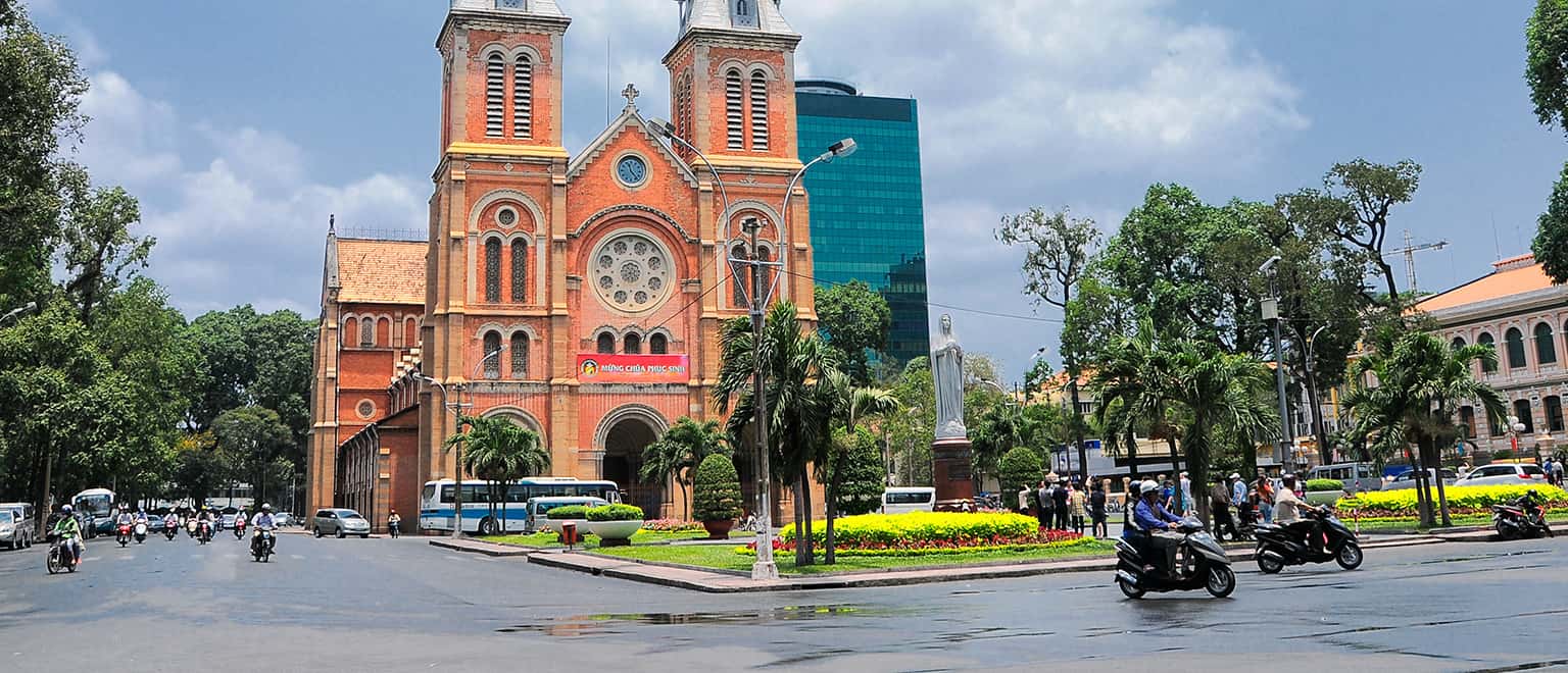 Vé máy bay Huế Hồ Chí Minh