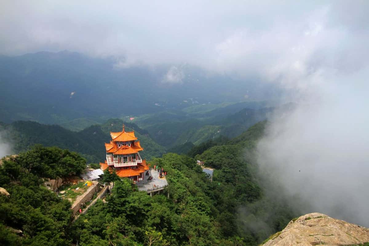 Núi Baiyun (Bạch Vân)