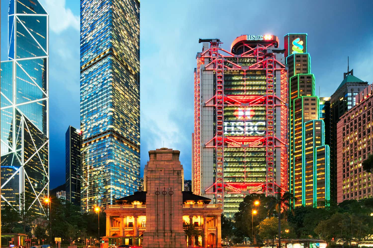 Tòa nhà HSBC - Giàn khoan dầu