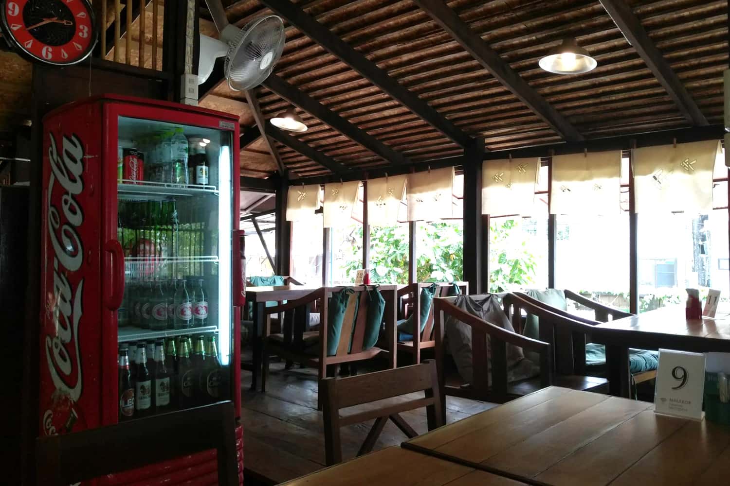 Nhà bếp và quán cà phê Malakor