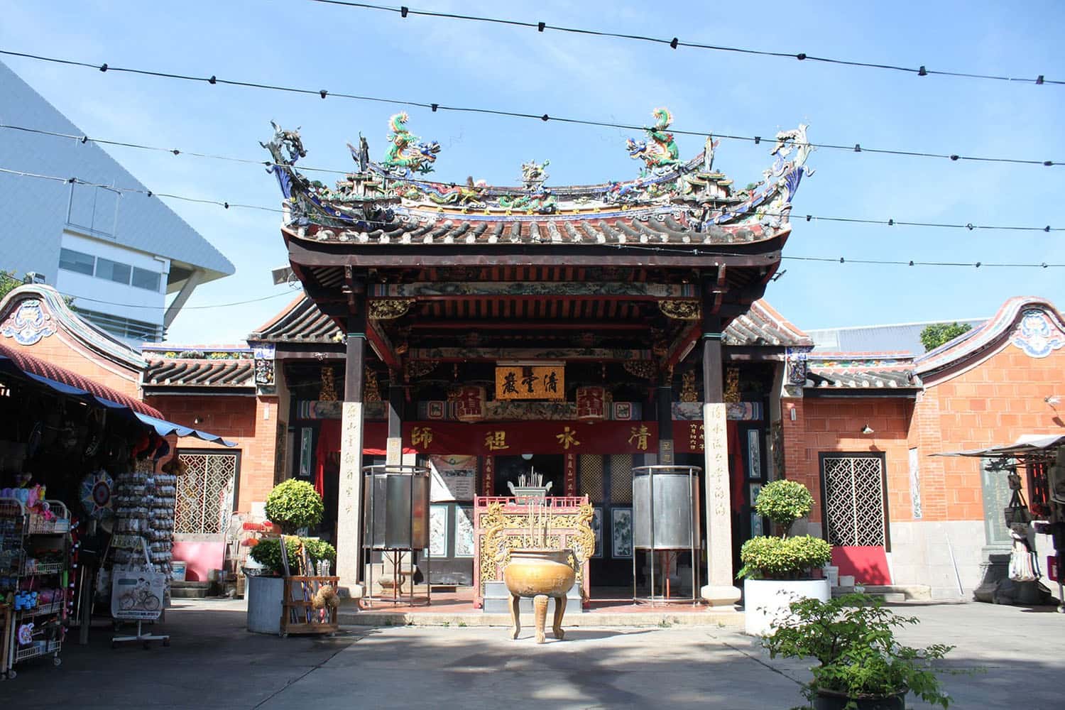   Snake Temple