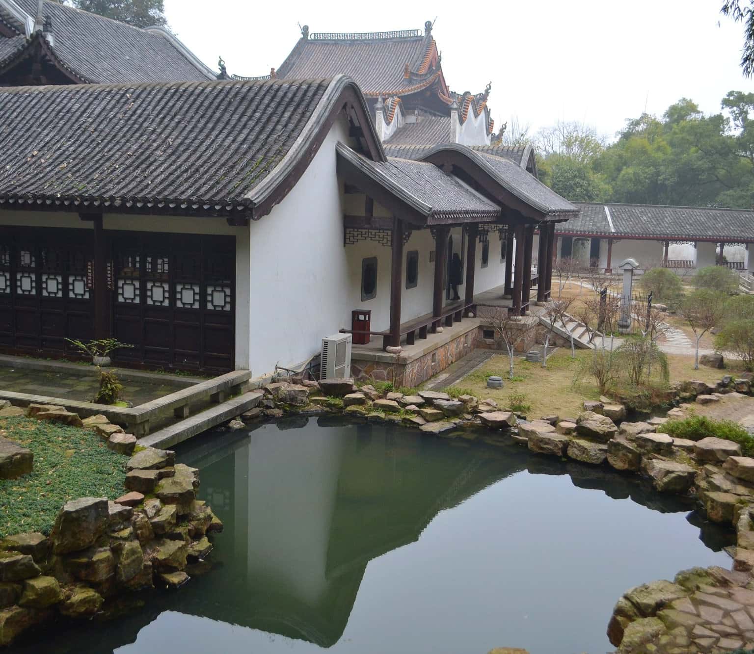 Tham quan học viên danh tiếng Yuelu