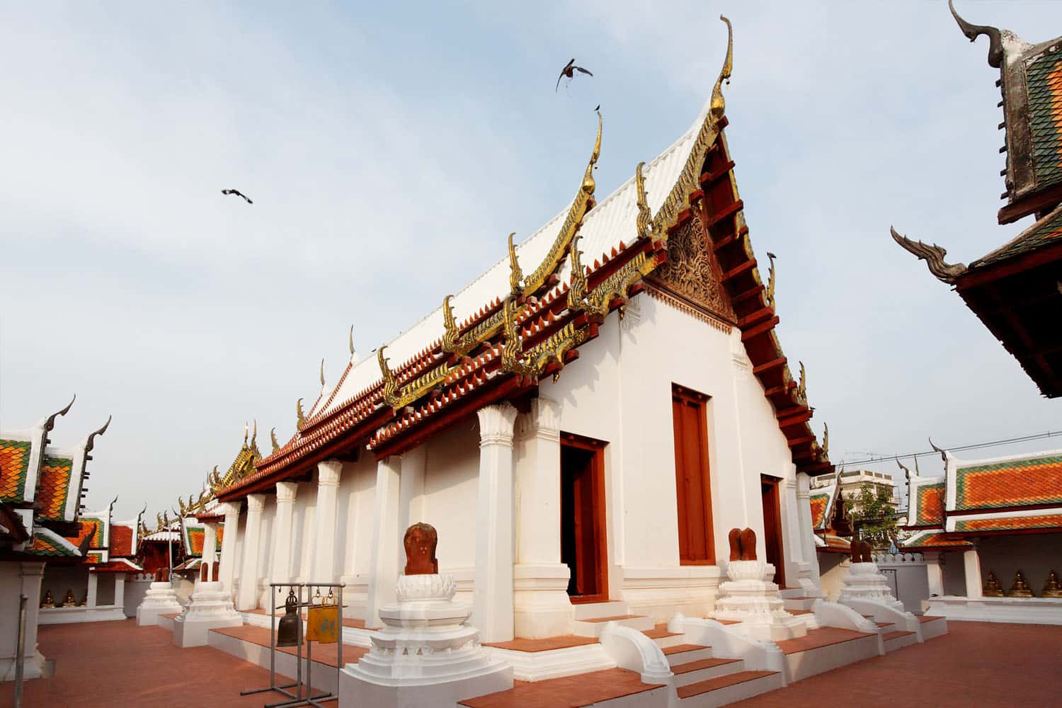 Đền Wat Yai Suwannaram