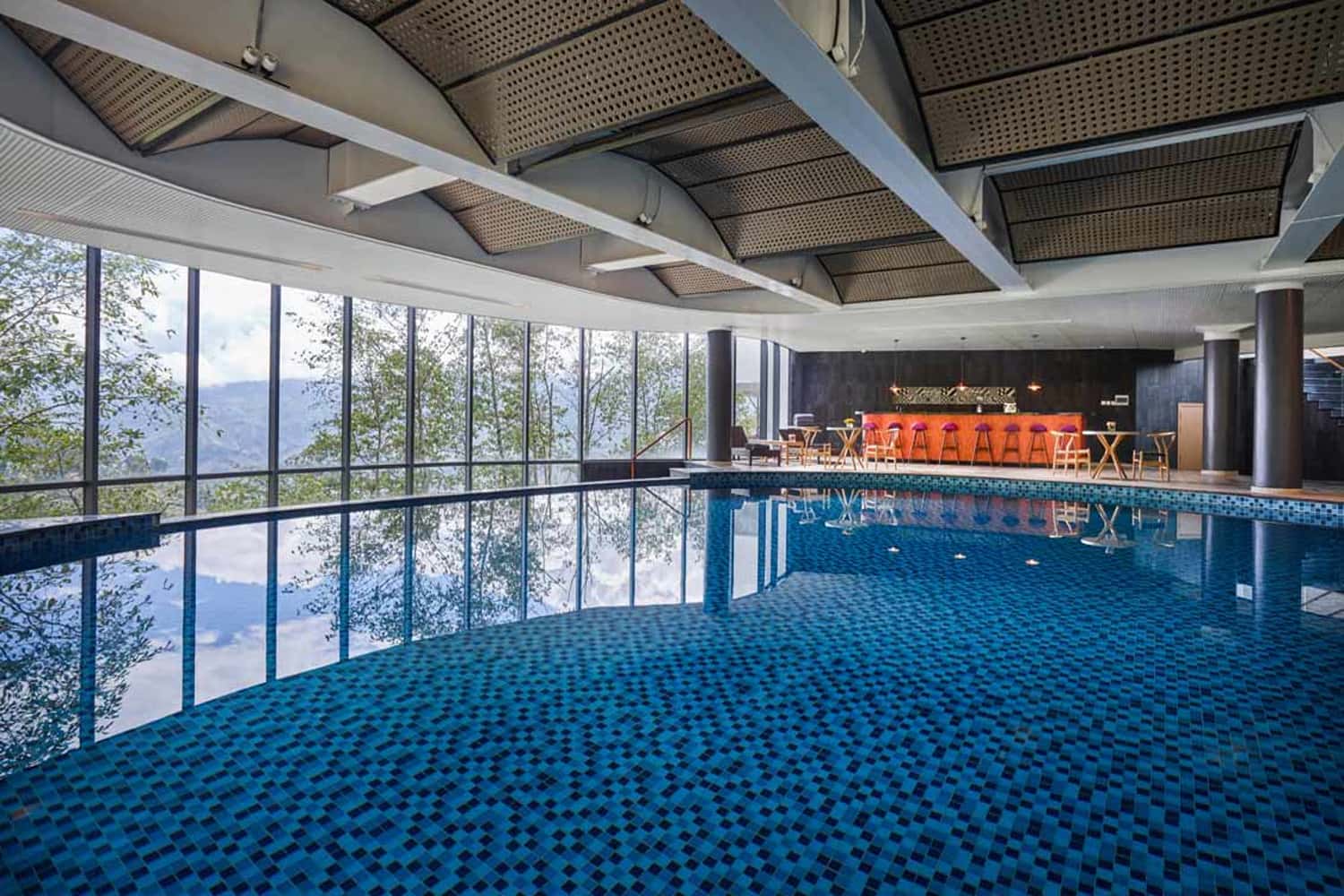 Bể bơi tại Pao's Sapa Leisure Hotel.