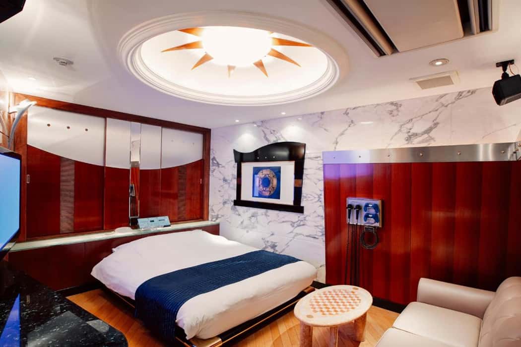 Leisure Hotel