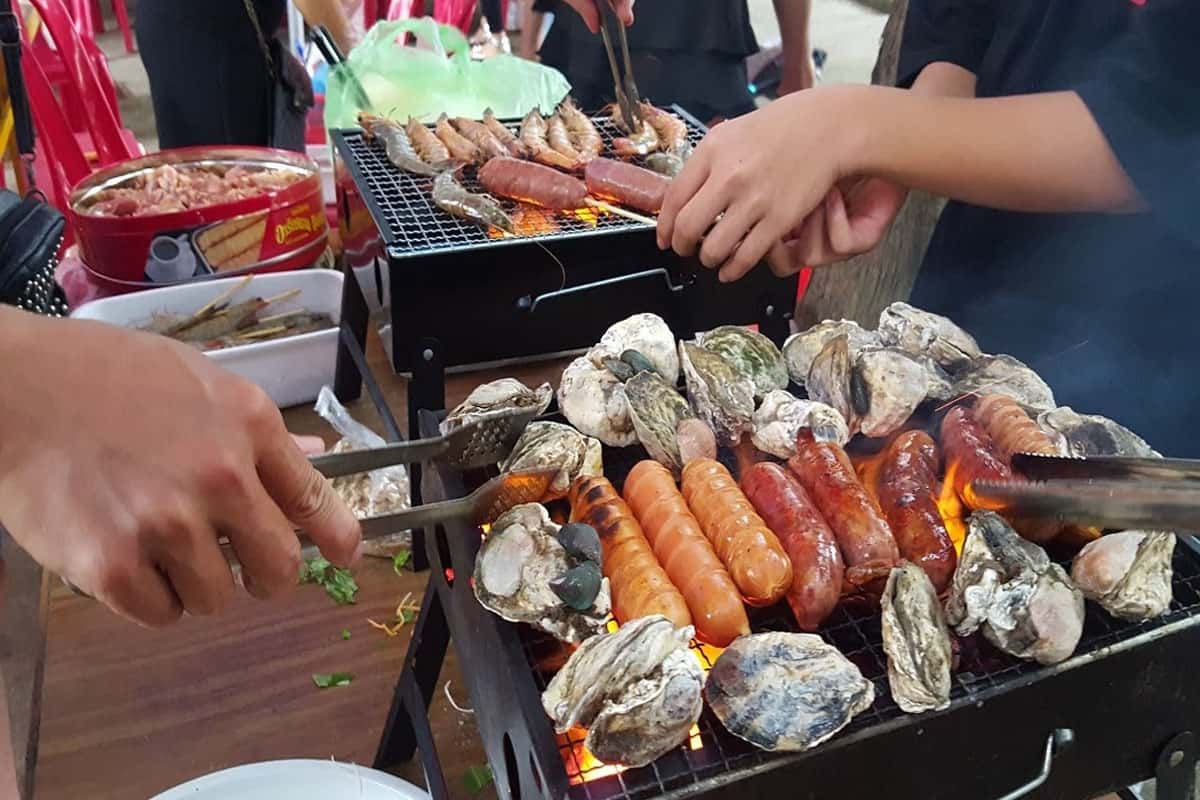 Tổ chức tiệc tiệc nướng ngoài trời