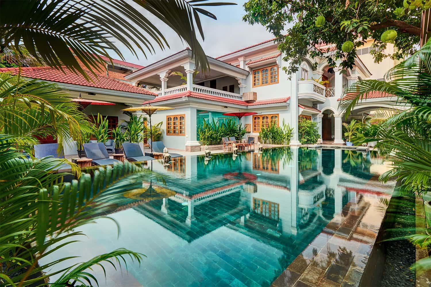 Khách sạn Pavilion