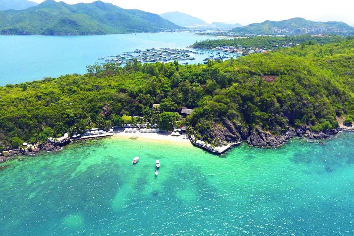 Vẻ đẹp của bãi Tranh