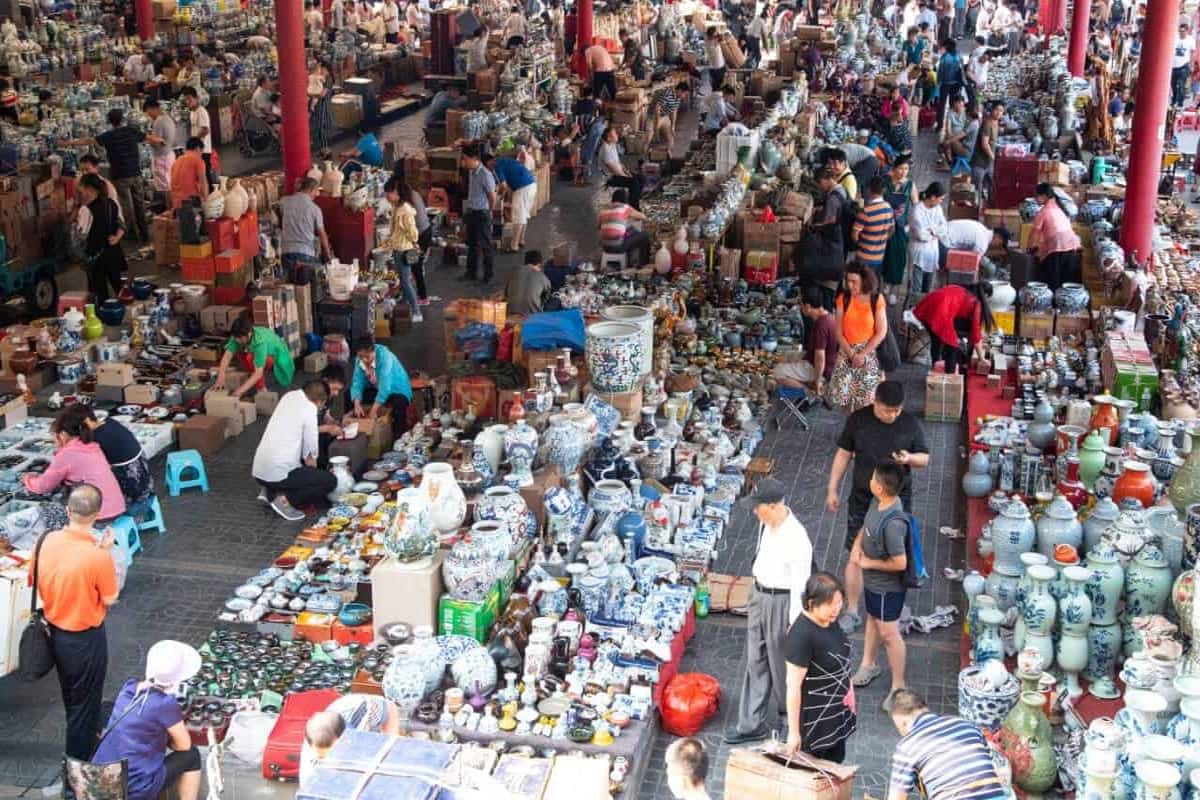 Đồ cổ giả ở đường phố Tây An