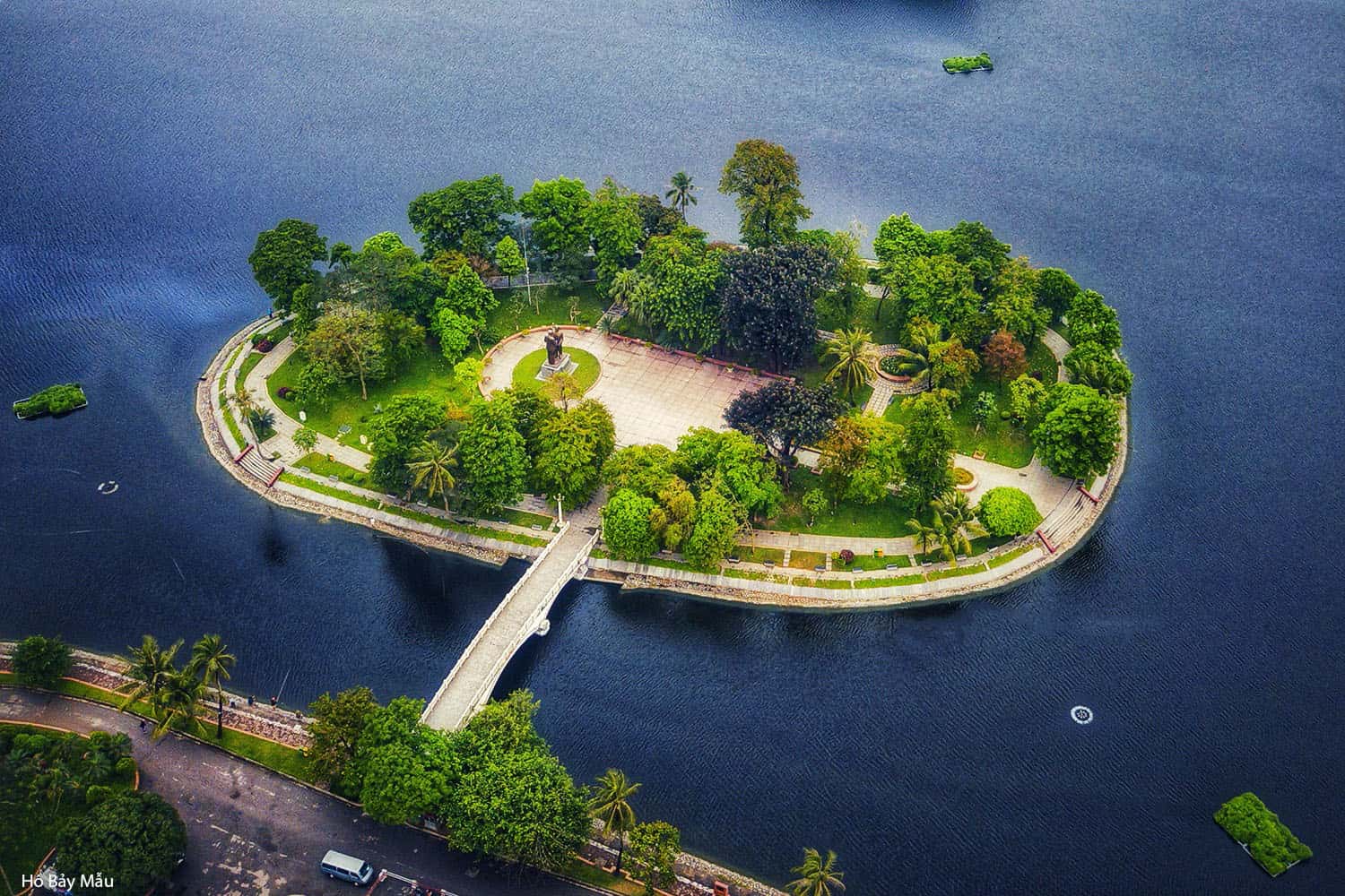 Cầu nối đảo Hòa Bình