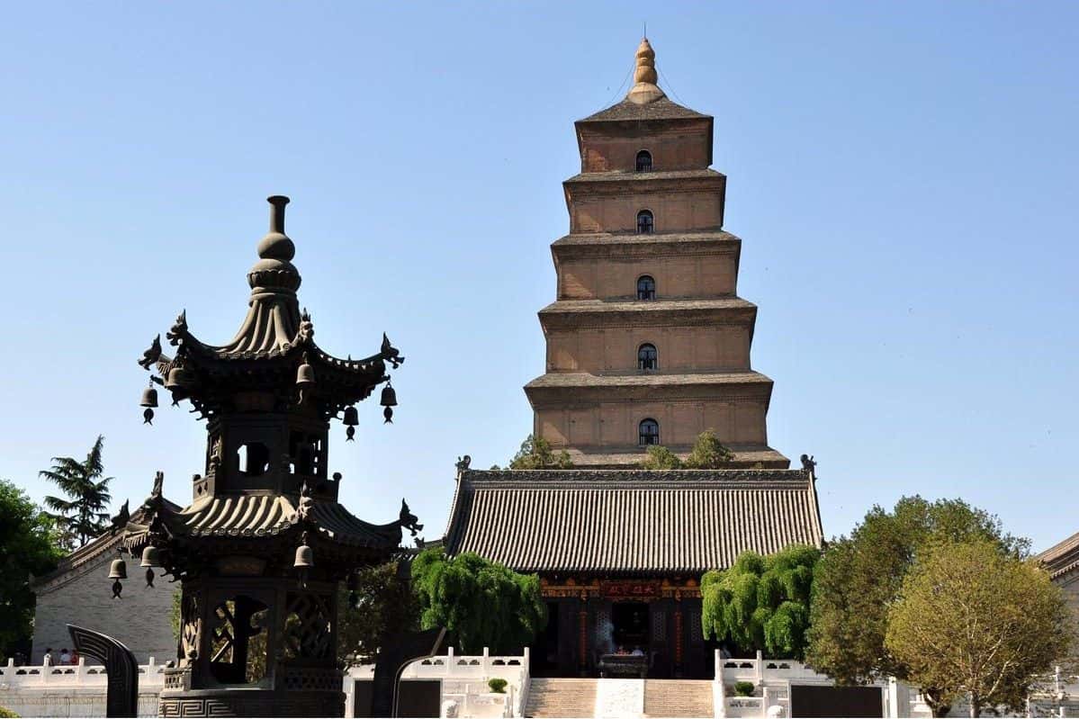 Tham quan chùa Ngỗng hoang