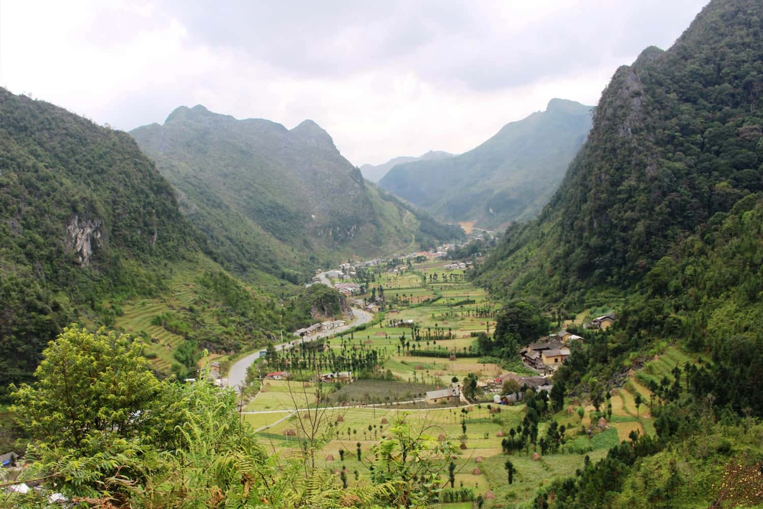Thung lũng Sủng Là