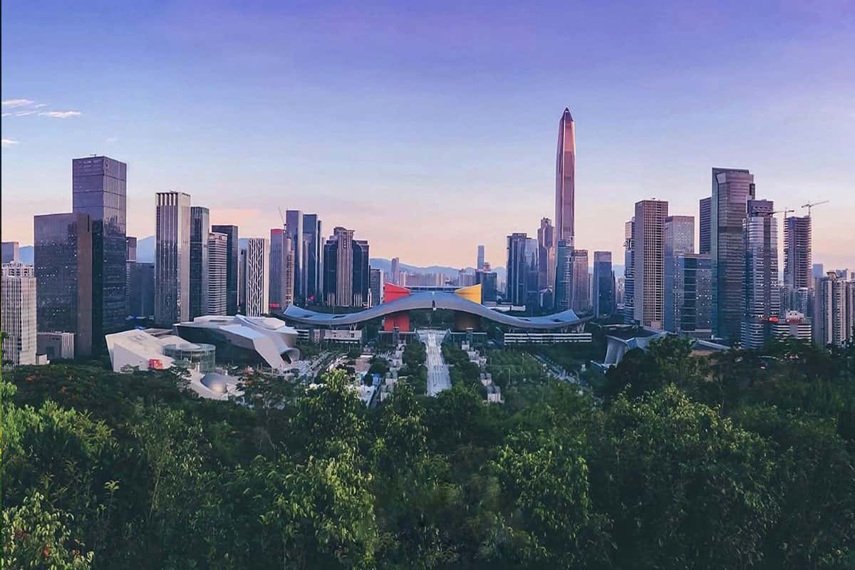 Ngắm toàn cảnh thành phố từ núi Lianhua