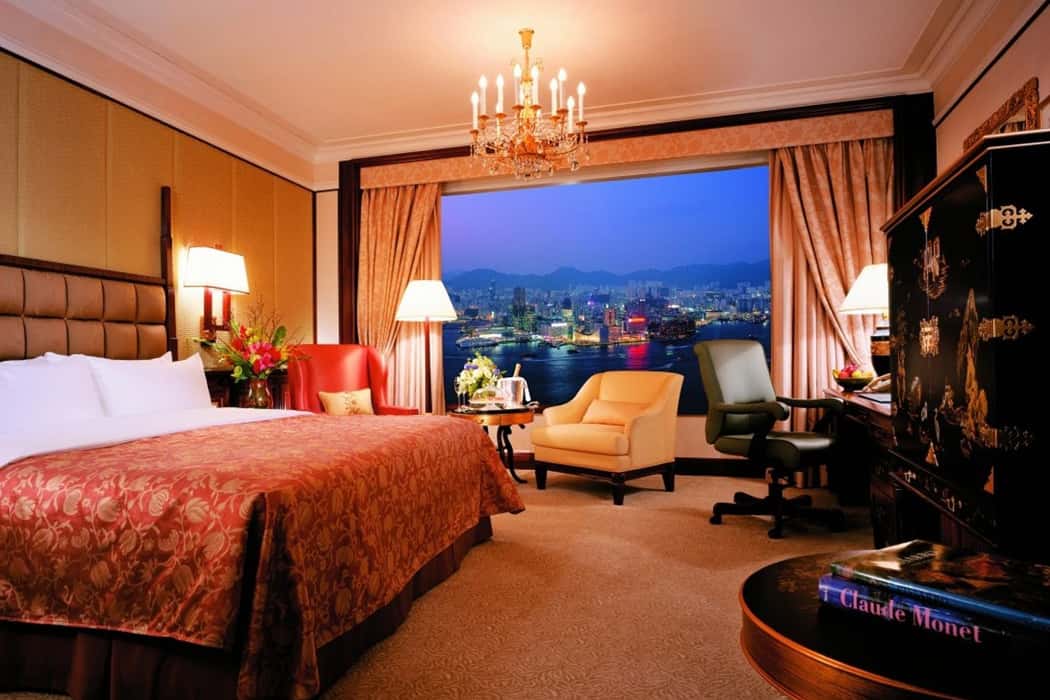 Khách sạn Island Shangri-La