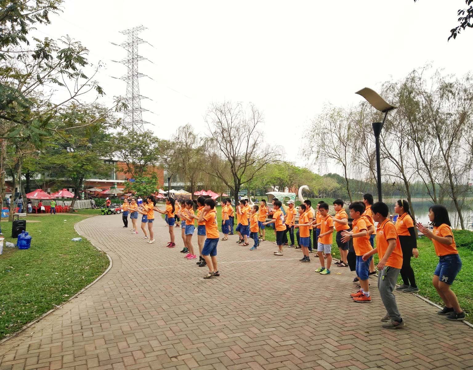 Hoạt động ngoại khóa cho trẻ em