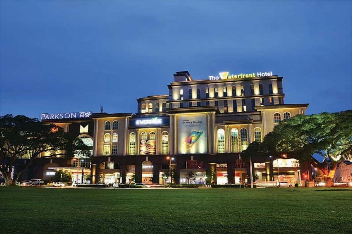 The Waterfront Hotel