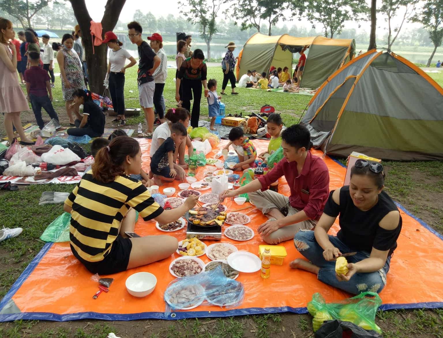 Tổ chức BBQ và ăn uống ngoài trời