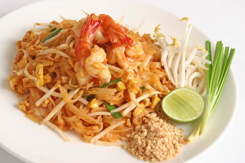Pad Thái đủ hương vị