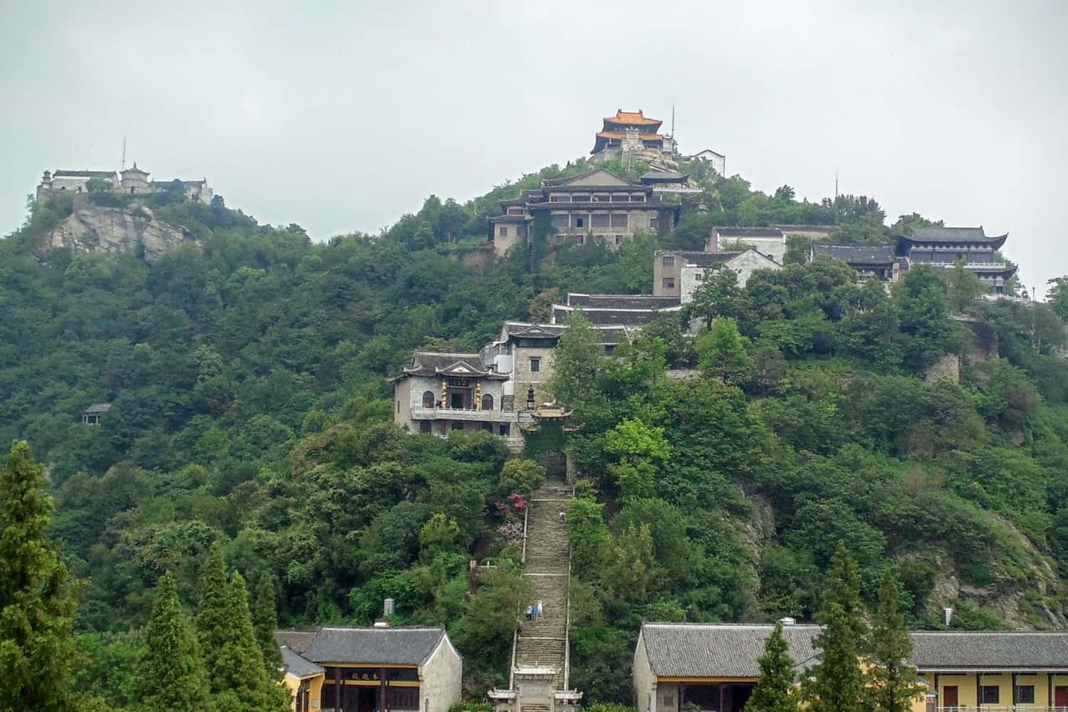Núi Mộc Lan