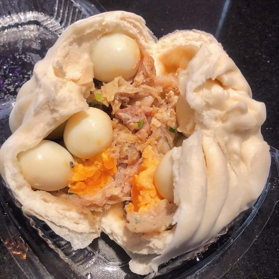Bánh bao 8 trứng