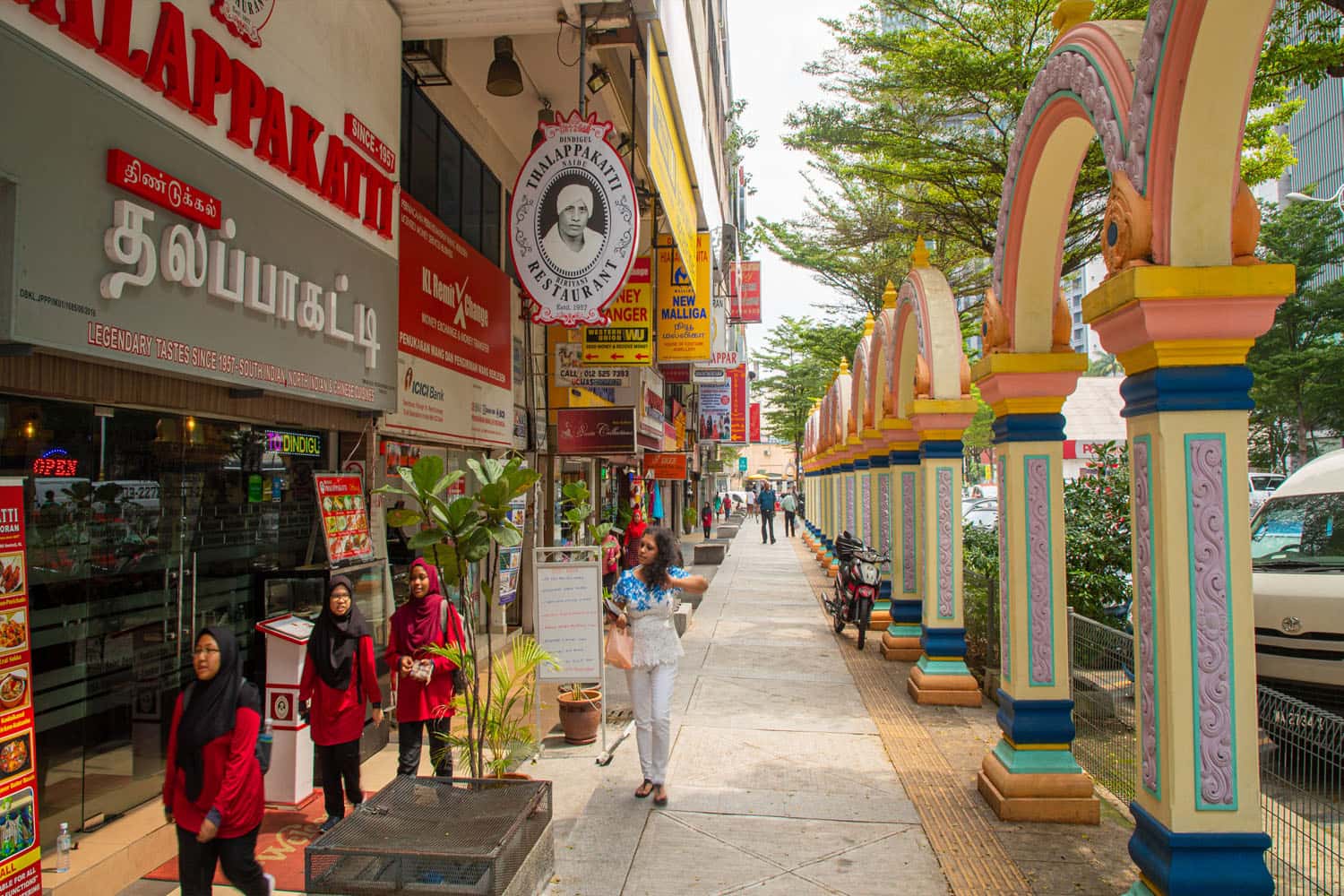 Đi dạo ở đường Brickfields
