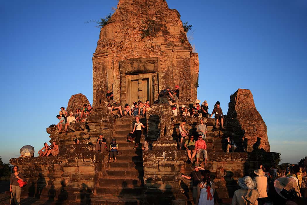 Ngắm hoàng hôn tại Pre Rup