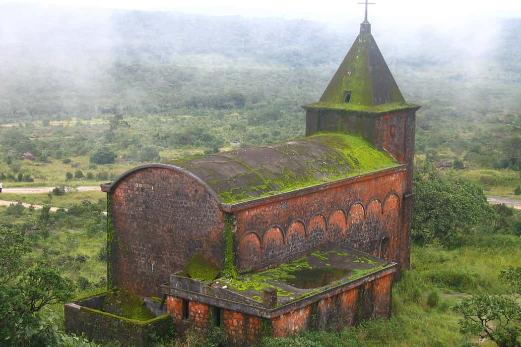 Núi Bokor