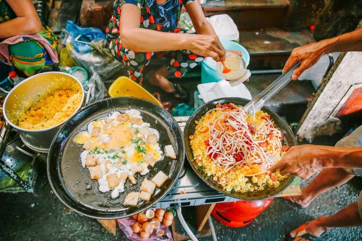 Phố ăn vặt An Dương Vương