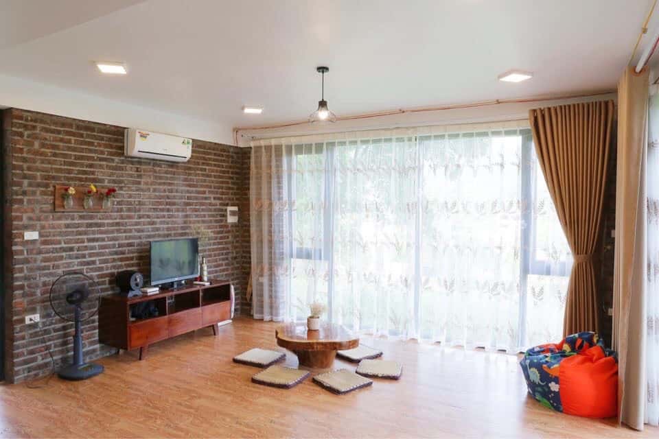 Nội thất tương đối đầy đủ, hiện đại