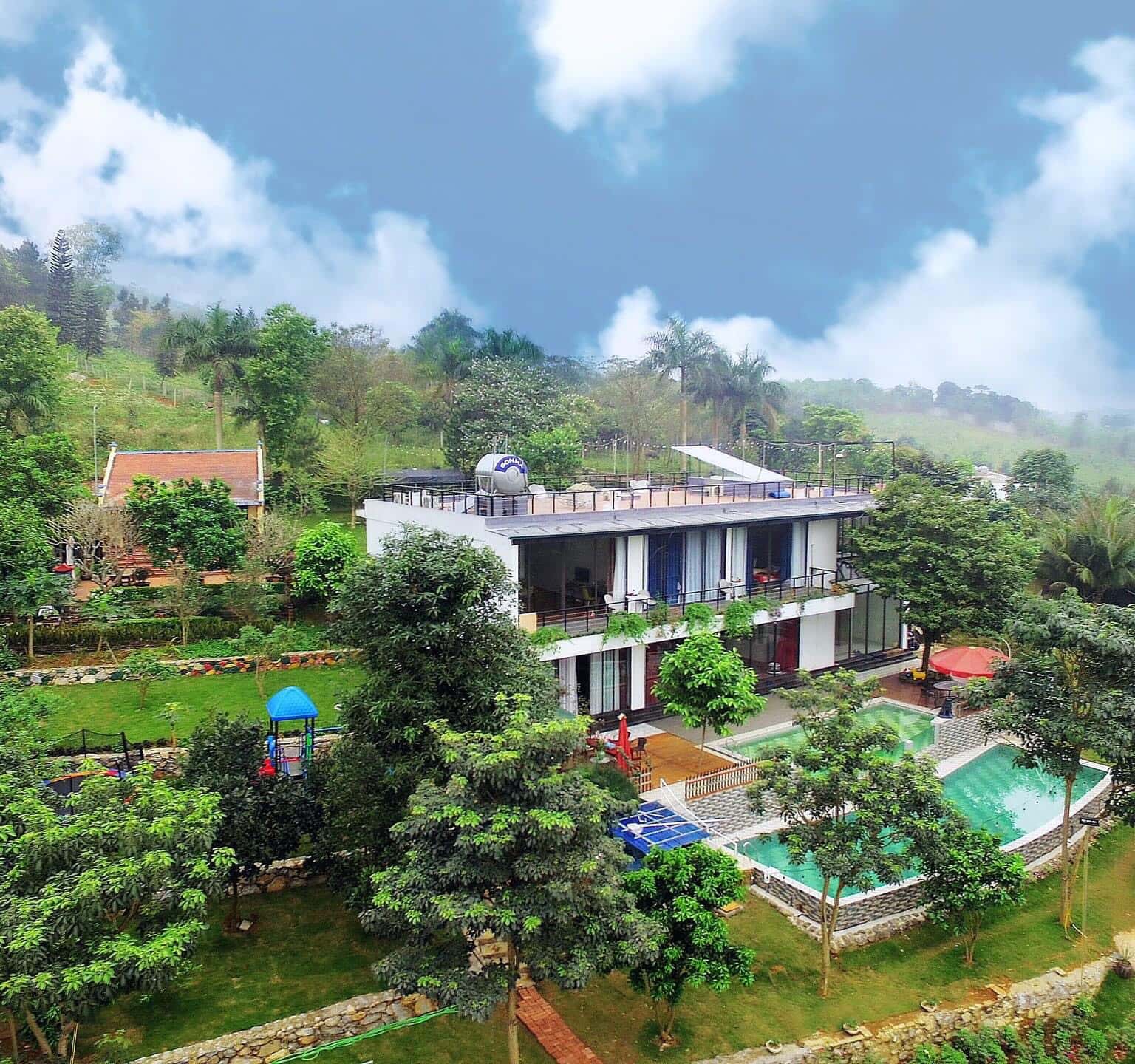 Không gian ấn tượng từ trên cao