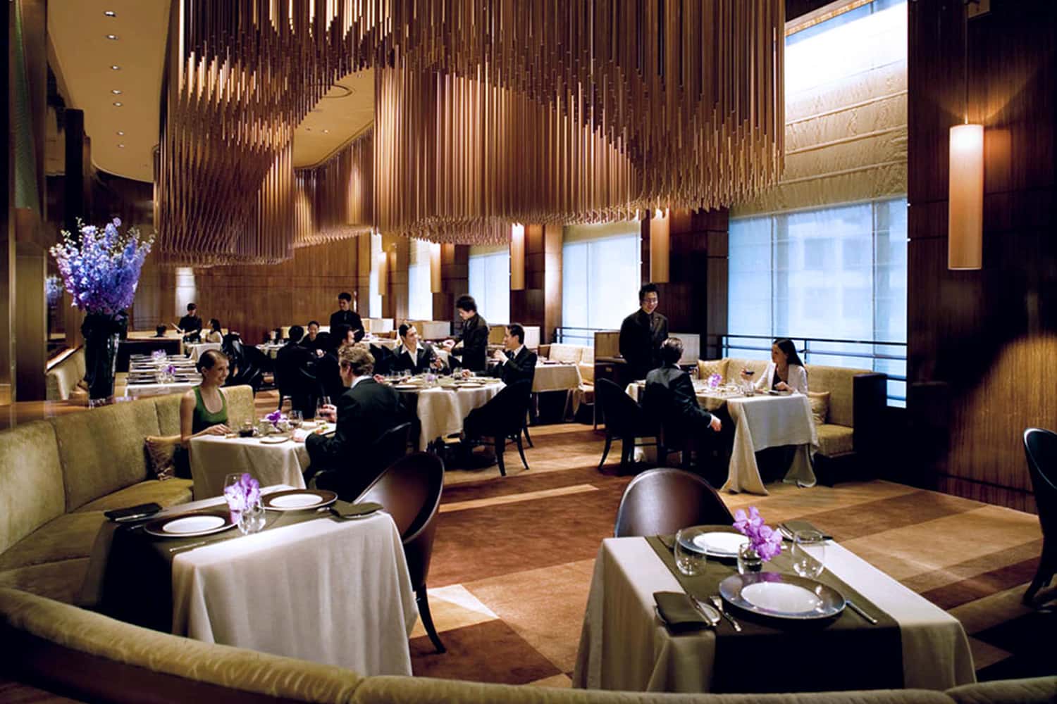 Nhà hàng Amber ở Landmark Mandarin Oriental, Hong Kong