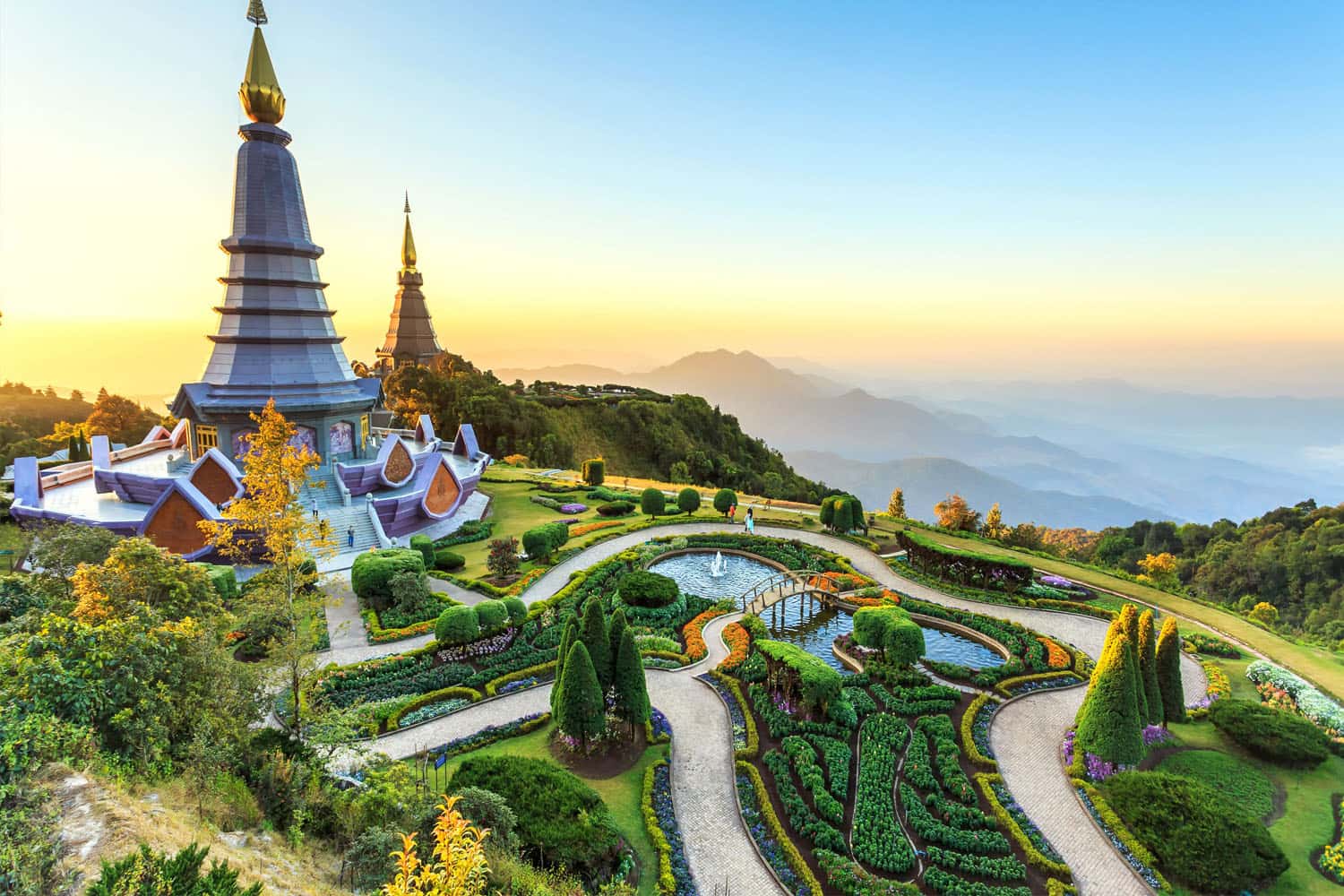 Tất cả là màu xanh ngút ngàn
