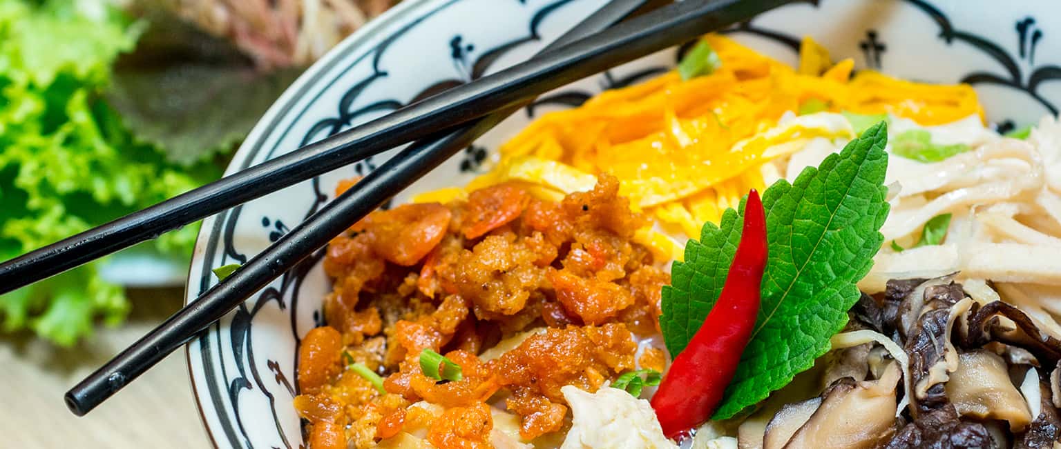 Top 10 quán bún thang ngon, nổi tiếng nhất Hà Nội