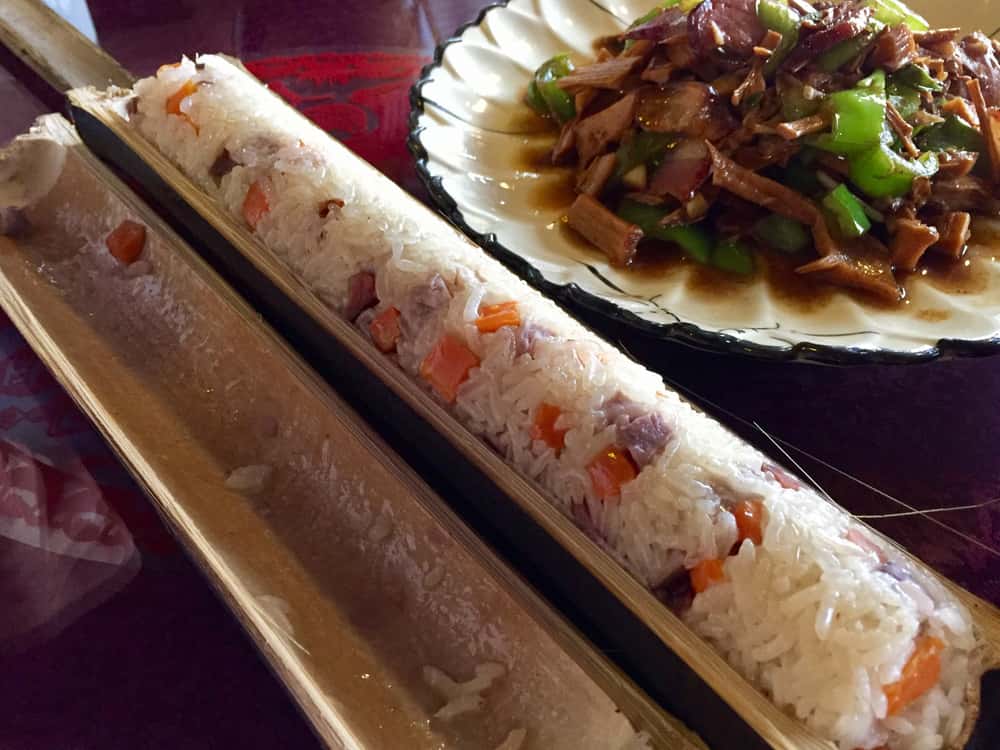 Cơm ống tre