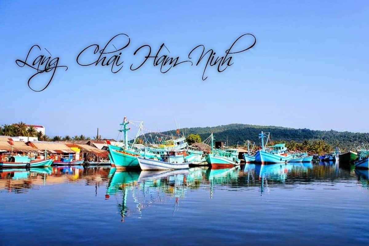 Làng chài Hàm Ninh