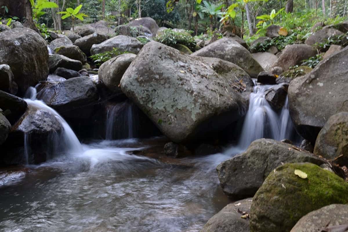 Thư giãn tại suối nước nóng Pong Phra Bat