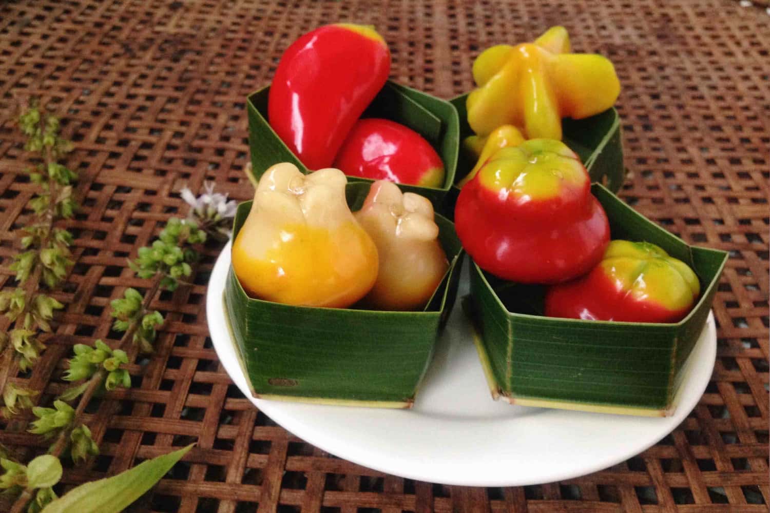 Bánh đậu xanh trái cây