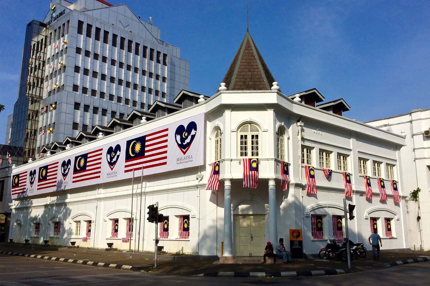 Nhìn toàn cảnh Kuching từ Tòa nhà hành chính