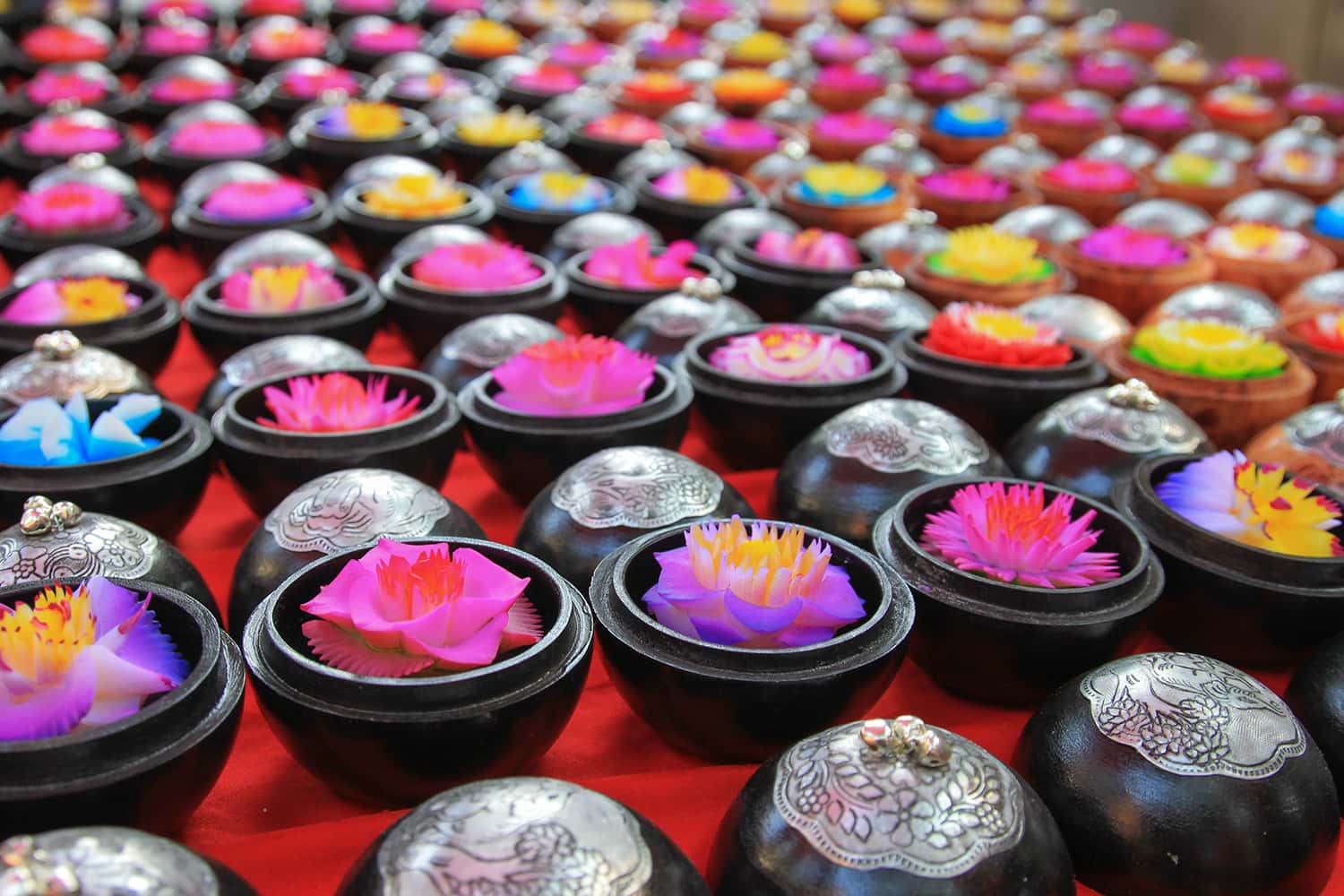 Xà phòng chạm khắc Thái