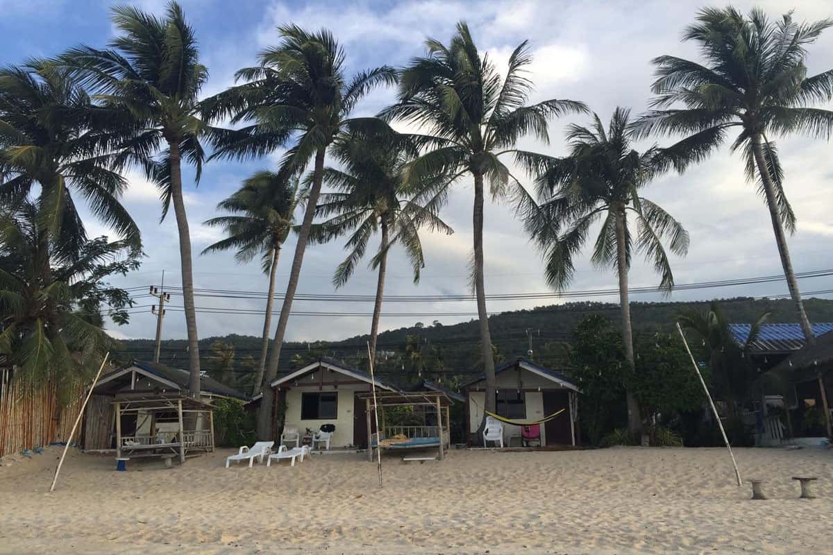 Enjoy Seclusion At White Pearl Beachfront Bungalows In Koh Samui