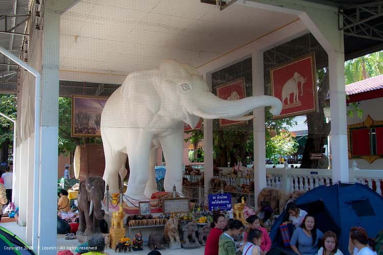 Chùa Wat Amphawan