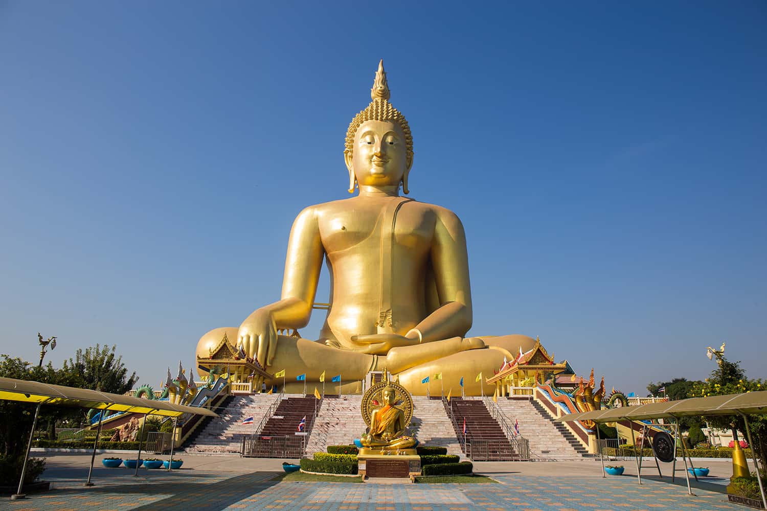 Wat Muang