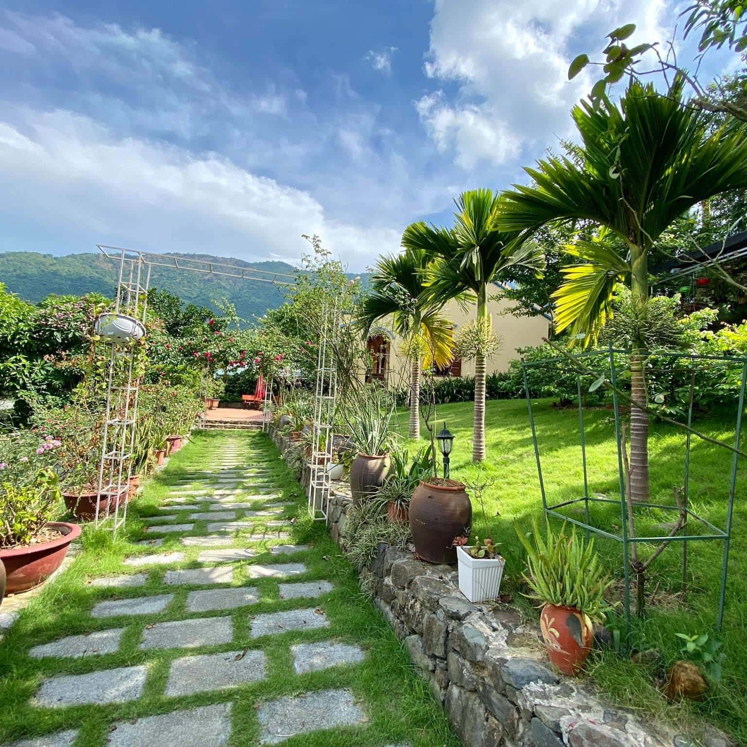 Suối Ngọc Homestay - Vườn cổ tích ngoại thành Hà Nội