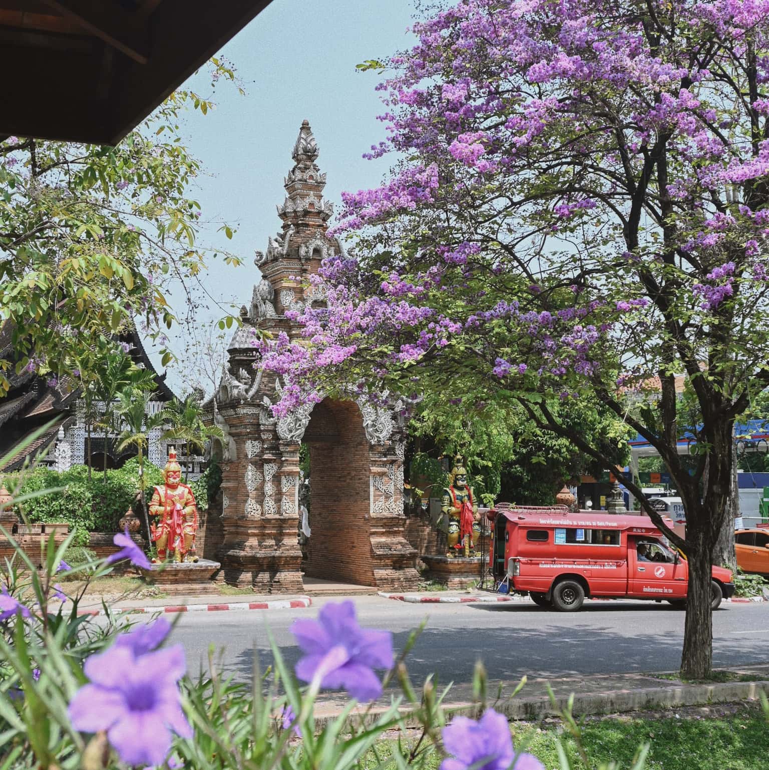 justfly wat lok moli chiang mai thailand